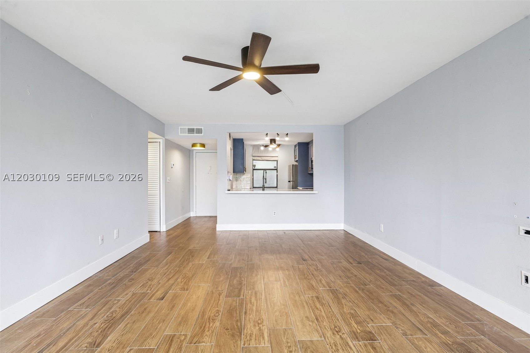 LAKES OF NEWPORT I CONDO - Residential