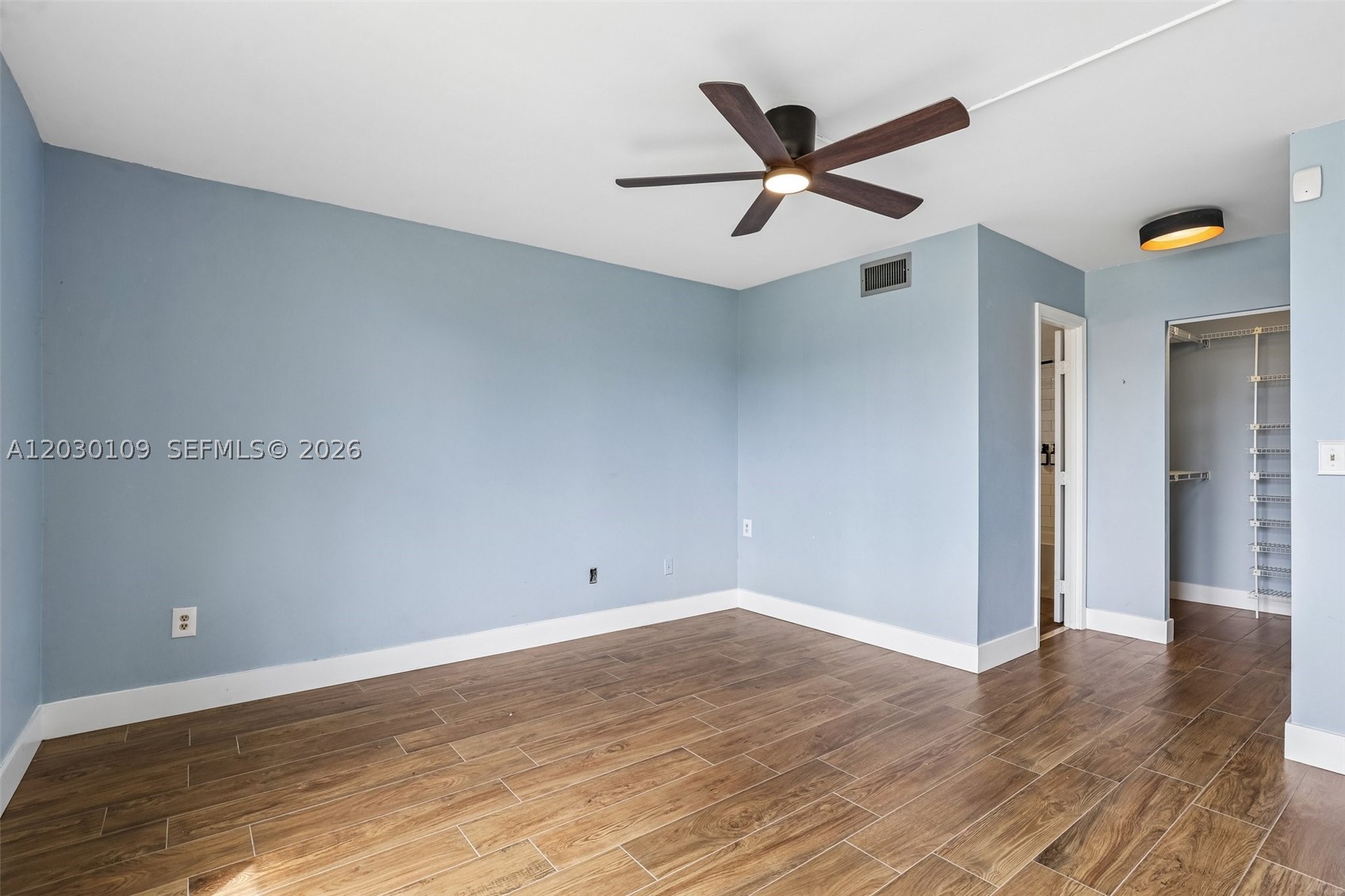 LAKES OF NEWPORT I CONDO - Residential