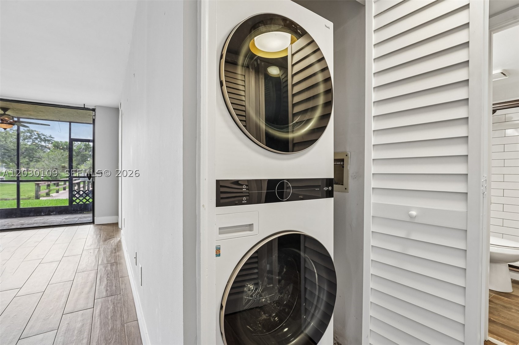 LAKES OF NEWPORT I CONDO - Residential