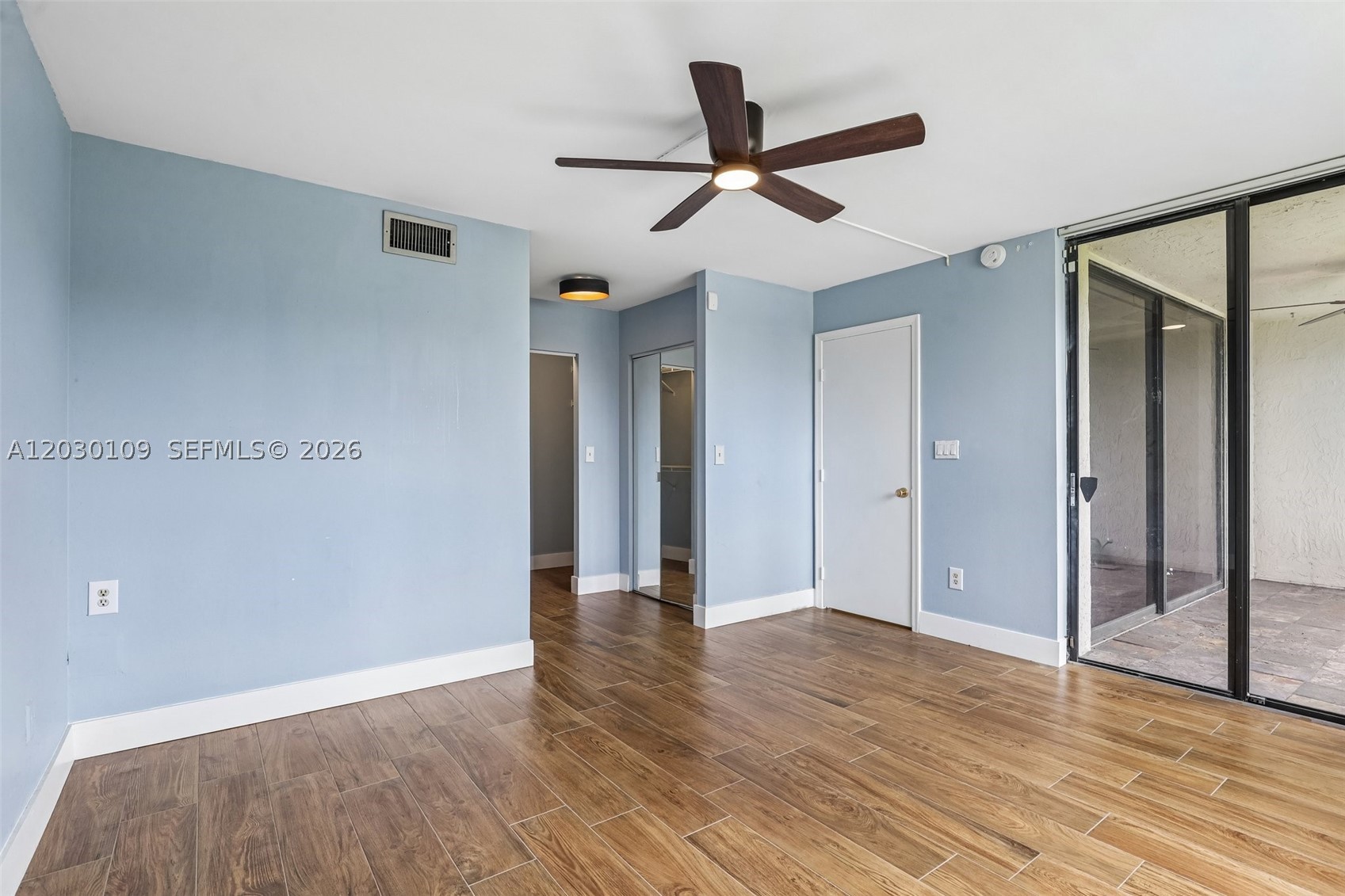 LAKES OF NEWPORT I CONDO - Residential