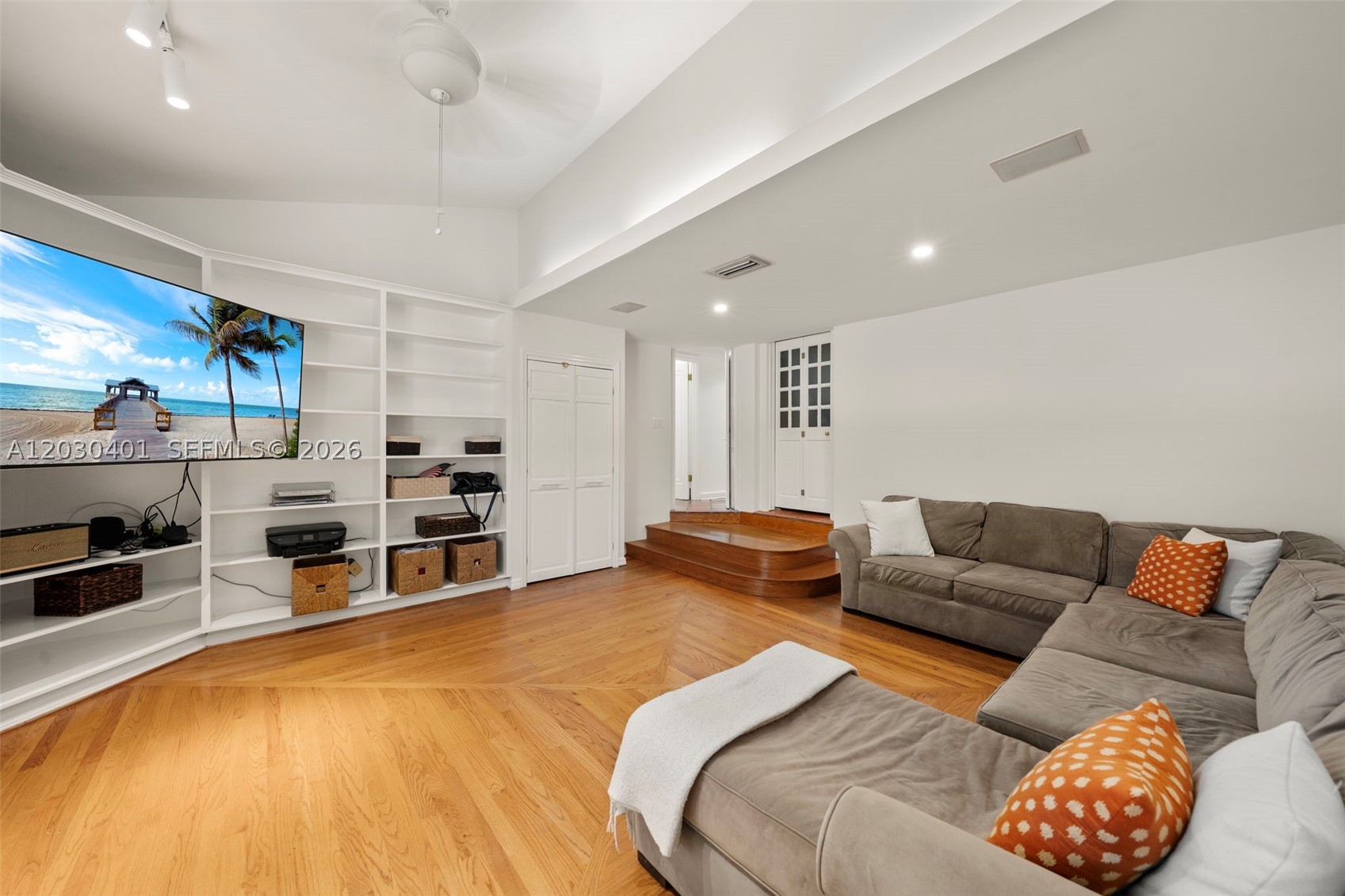 BEACH VIEW ADDN - Residential