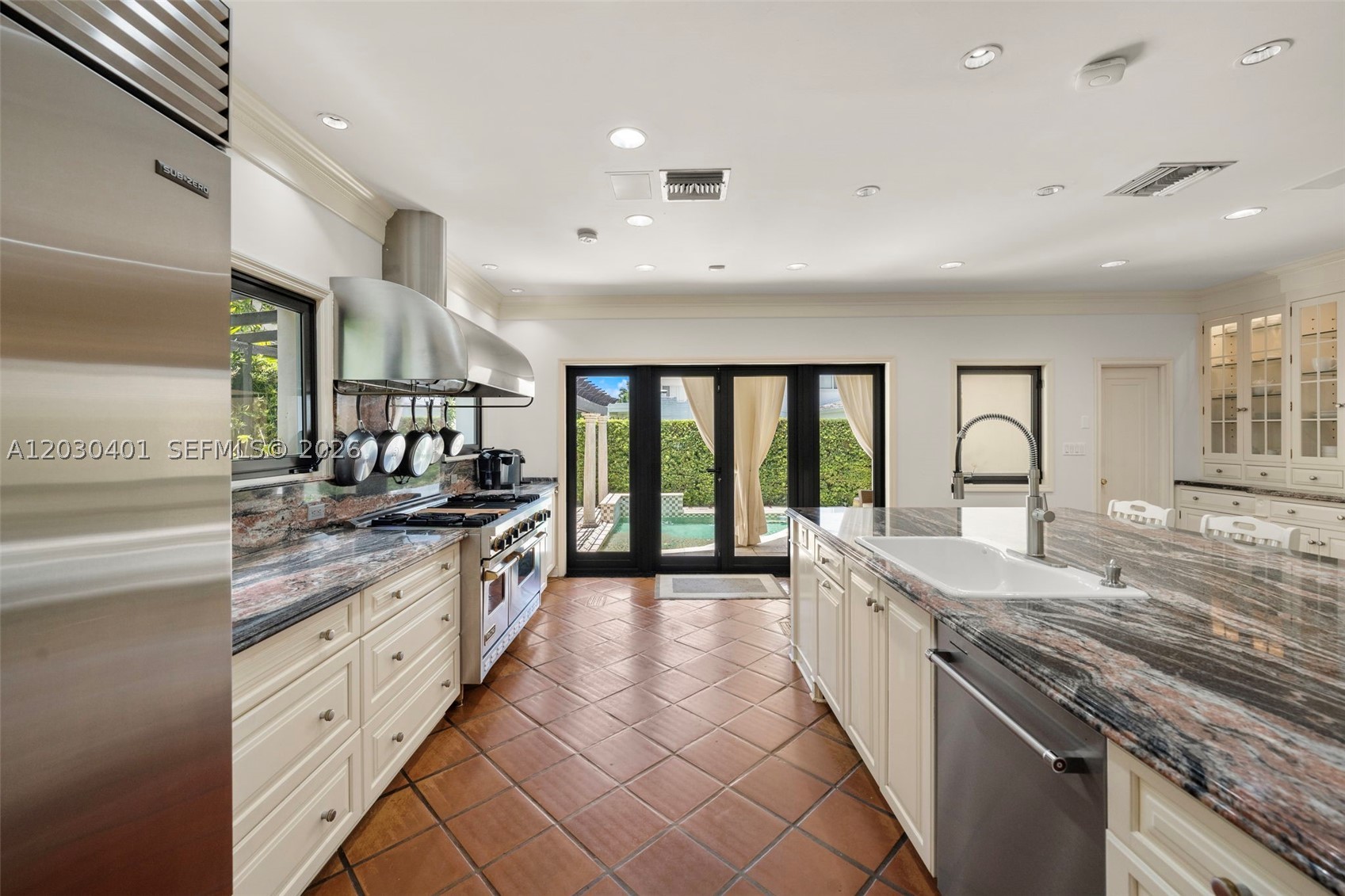 BEACH VIEW ADDN - Residential