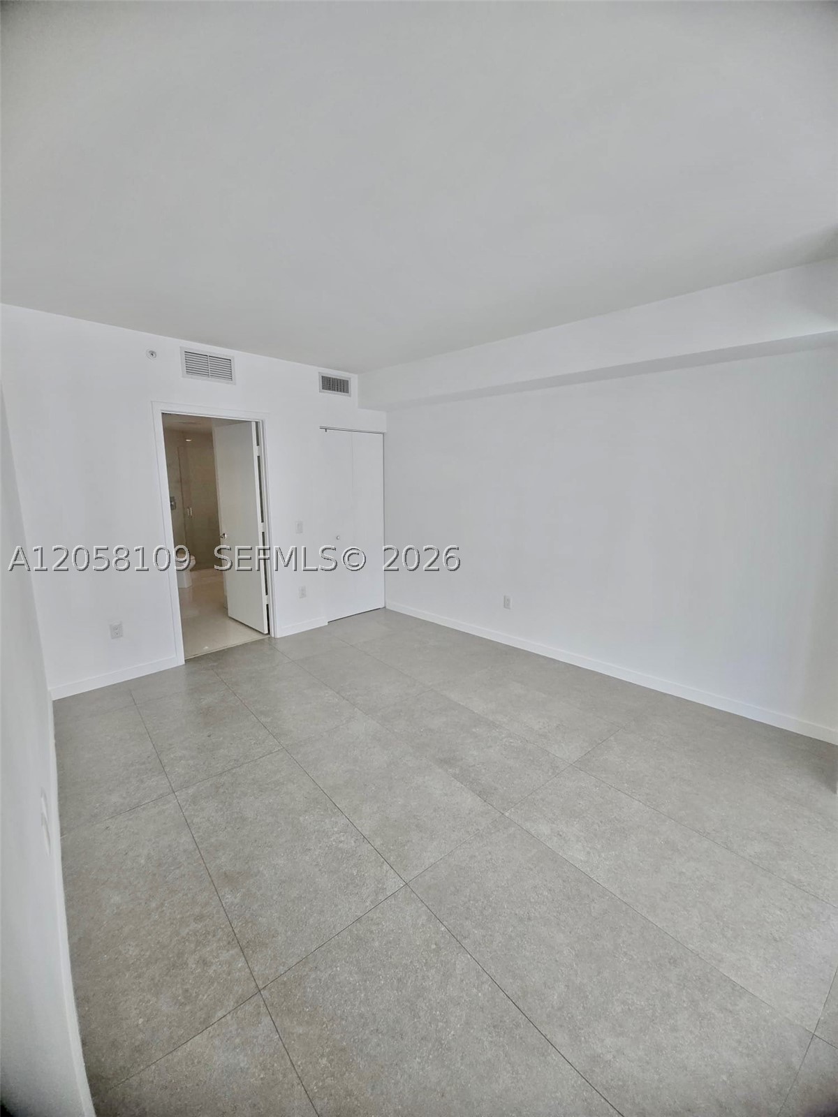 1100 MILLECENTO RESIDENCE - Residential