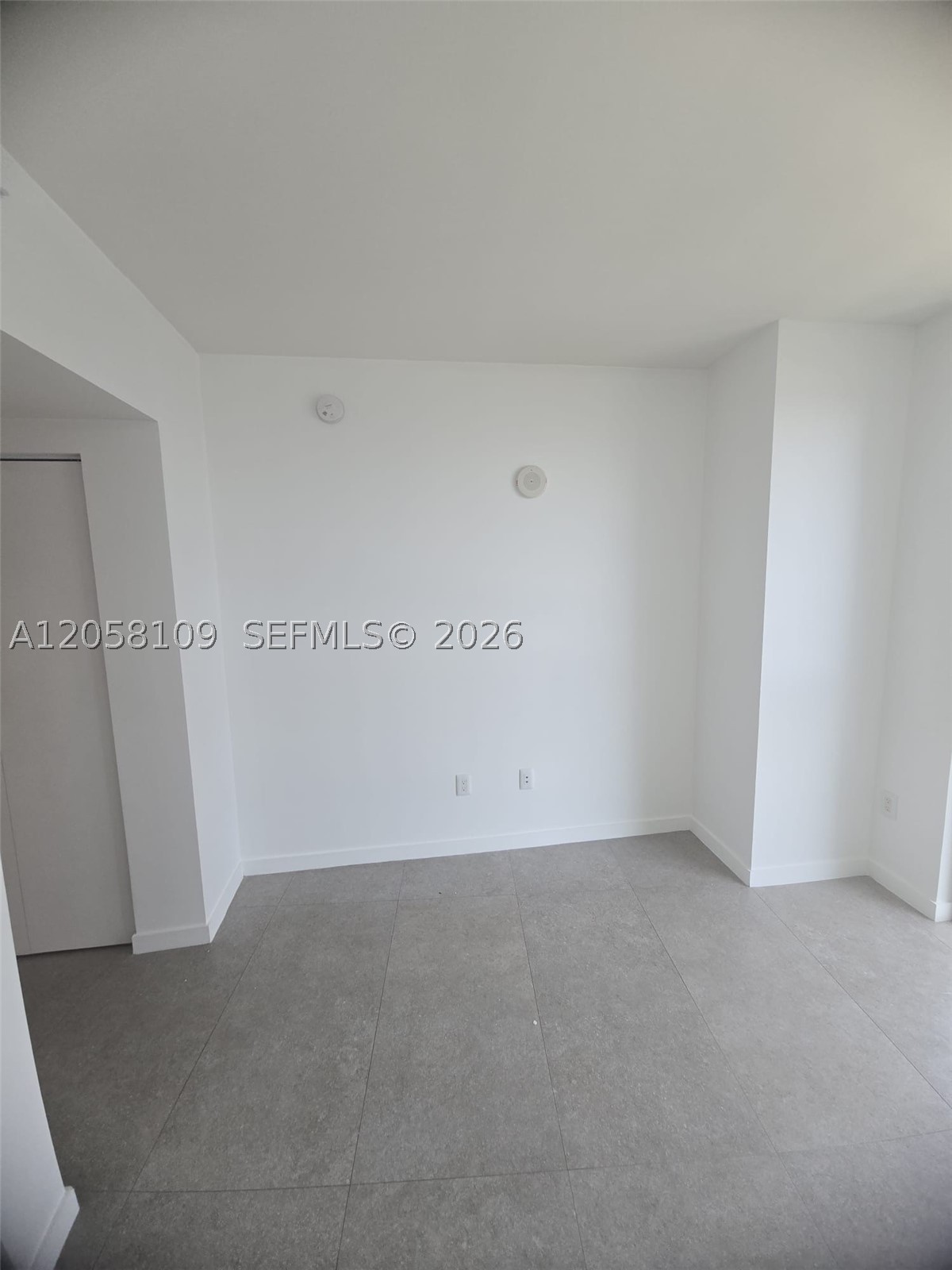 1100 MILLECENTO RESIDENCE - Residential