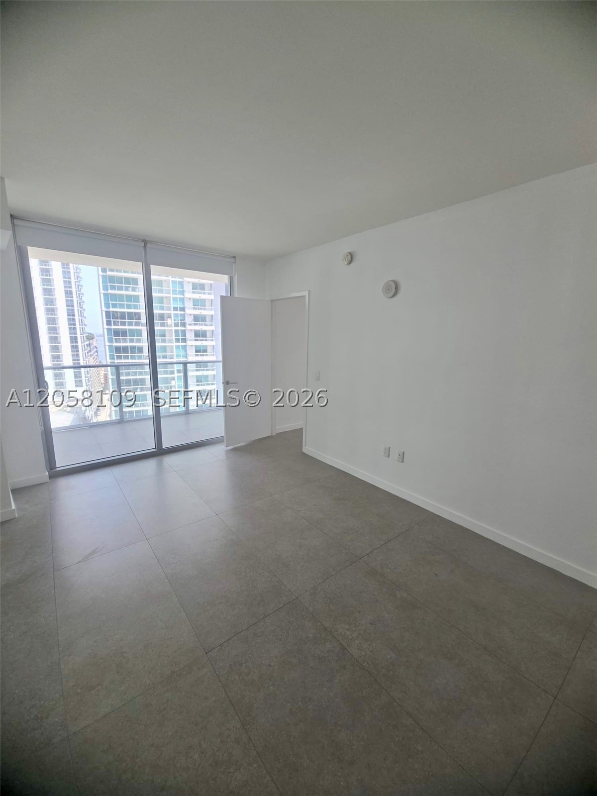 1100 MILLECENTO RESIDENCE - Residential
