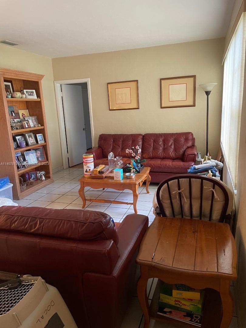 MEADOWS PARK - Residential