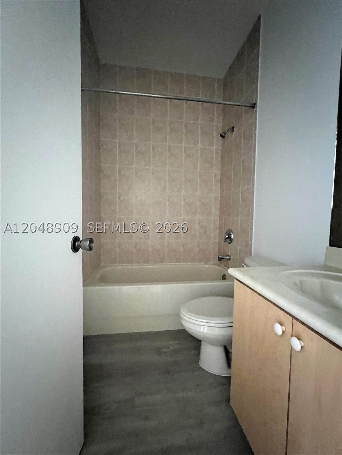 PEMBROKE CAY CONDO - Residential