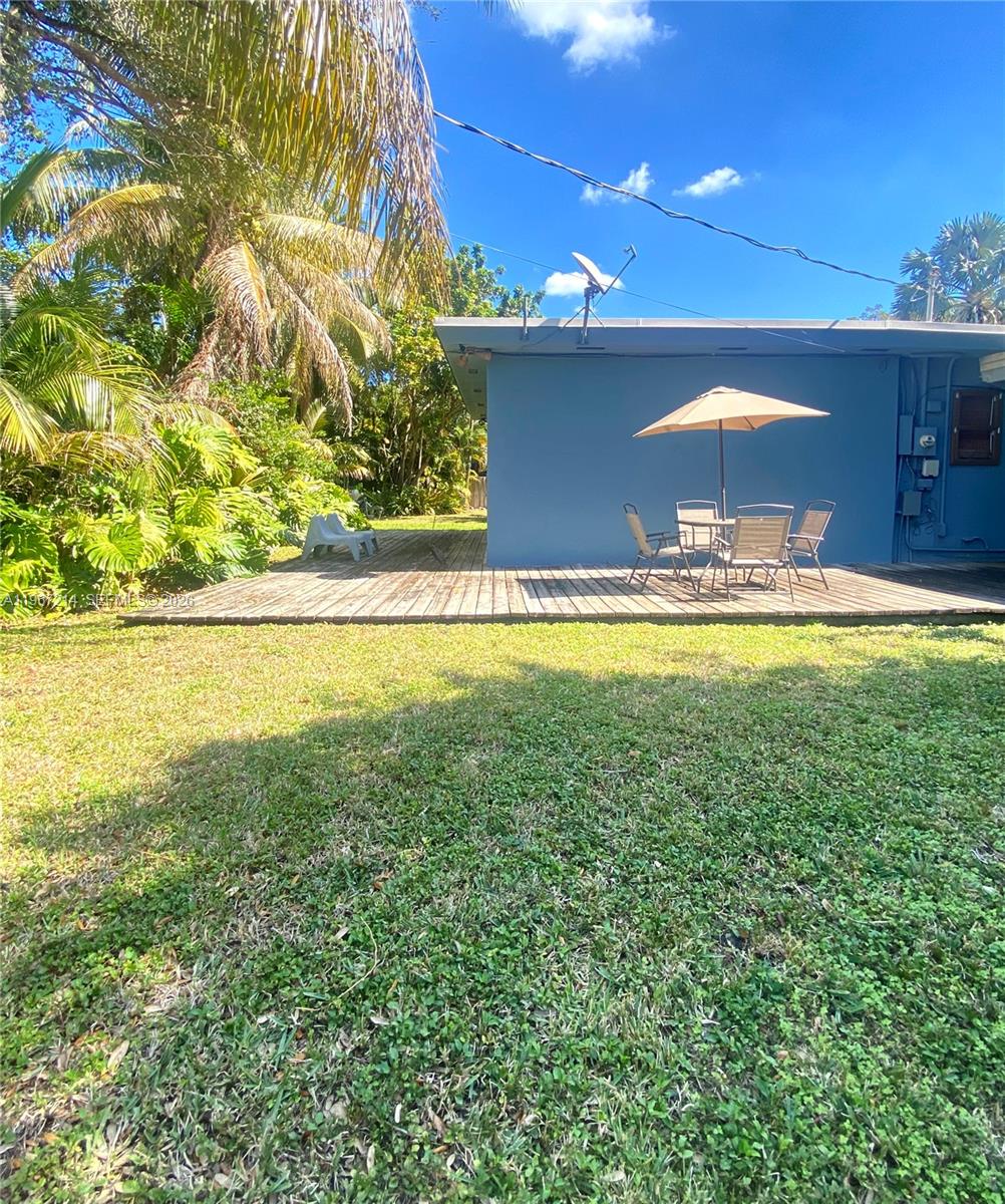 AVOCADO HOMES - Residential