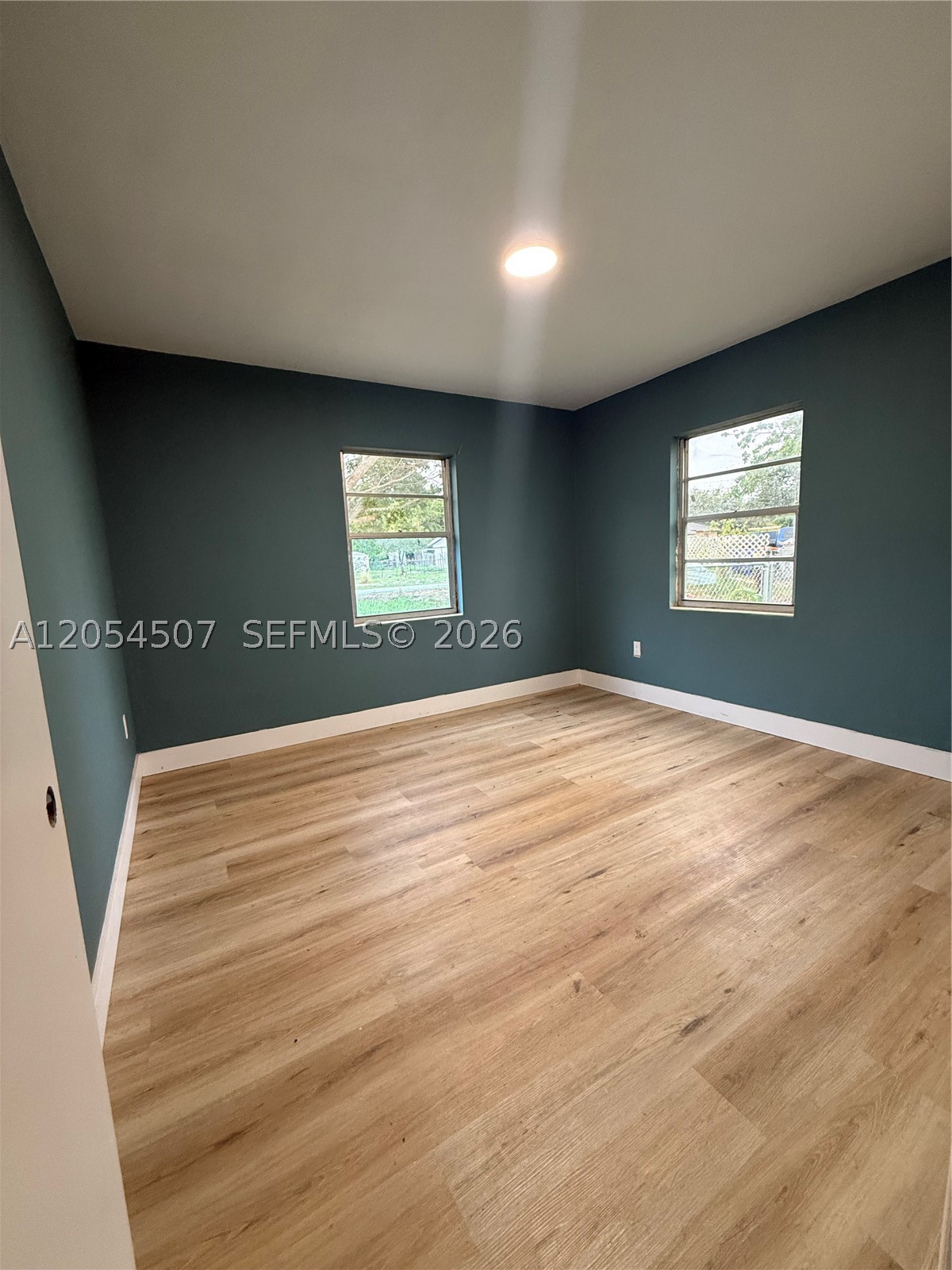 FLORIDA RIDGE SUBDIVISION - Residential Lease