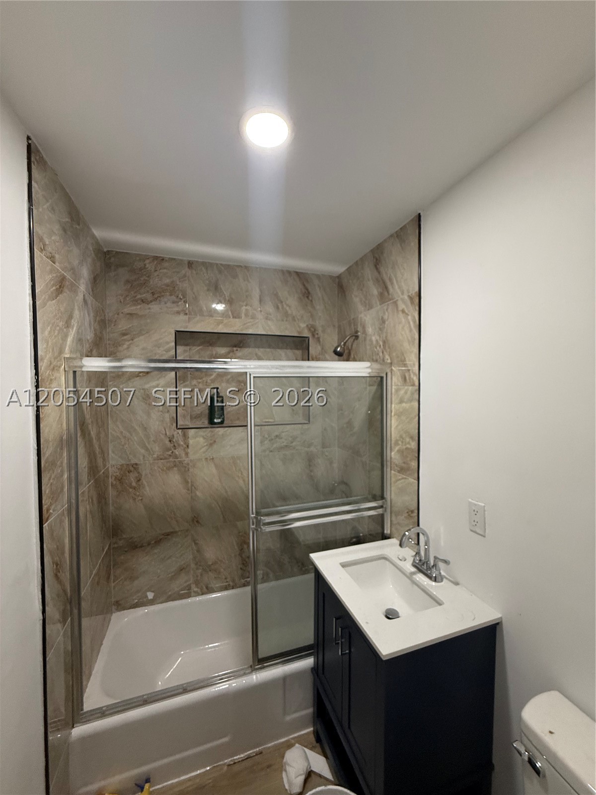 FLORIDA RIDGE SUBDIVISION - Residential Lease