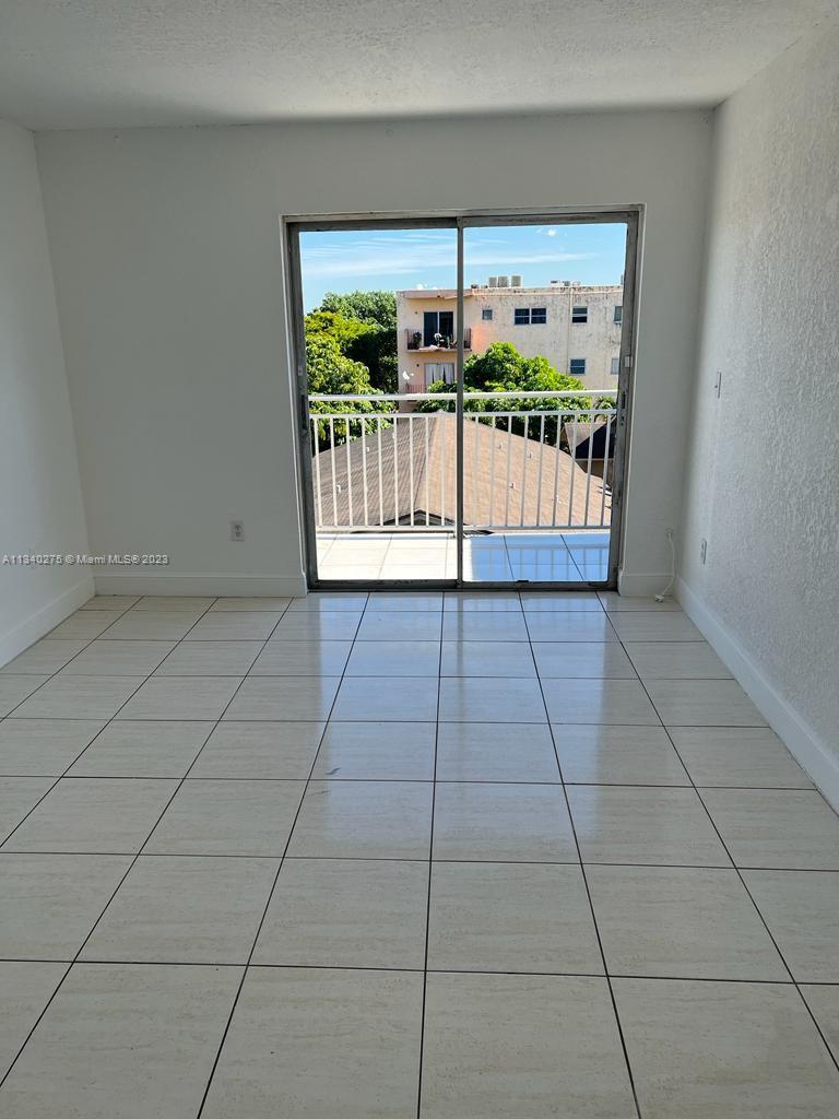 MONTEGO BAY CONDO - Residential Lease