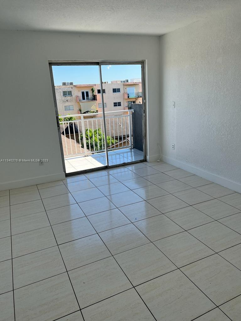 MONTEGO BAY CONDO - Residential Lease