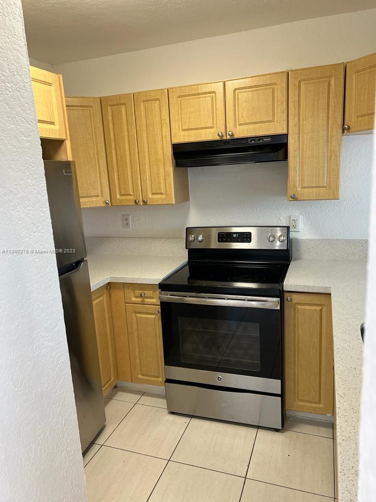 MONTEGO BAY CONDO - Residential Lease