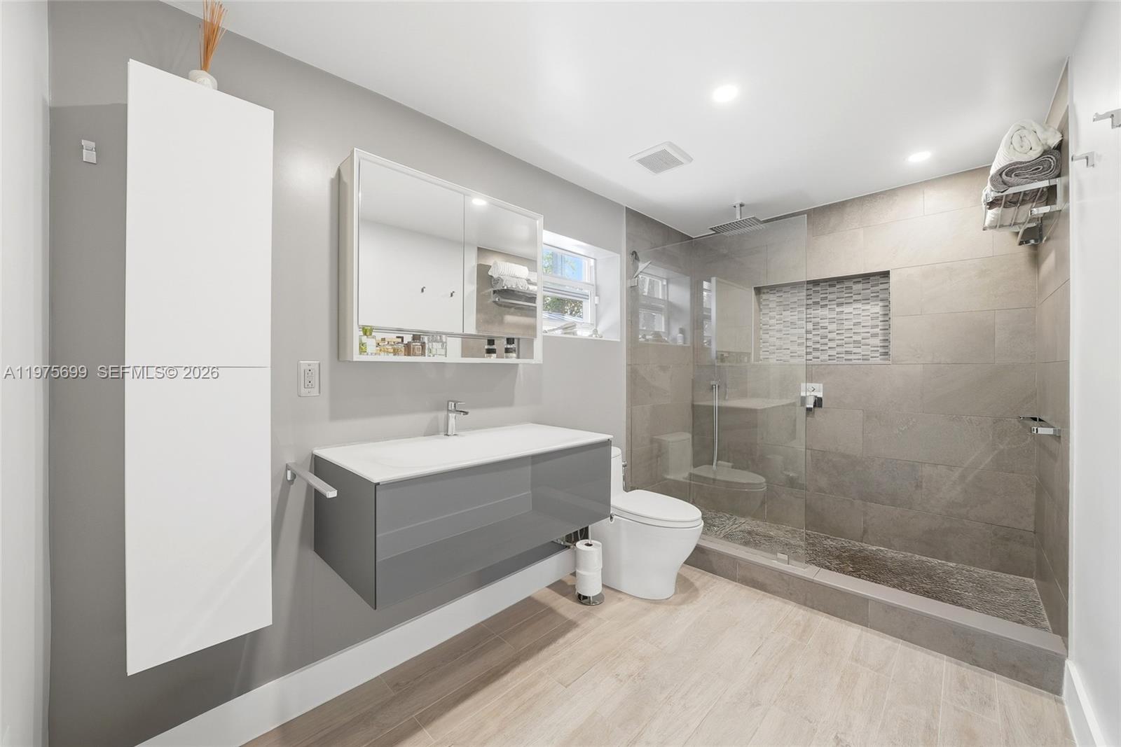 SHENANDOAH PARK - Residential
