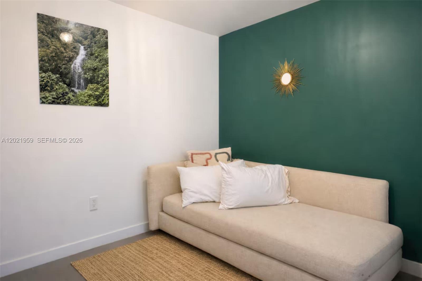 CANVAS CONDO - Residential