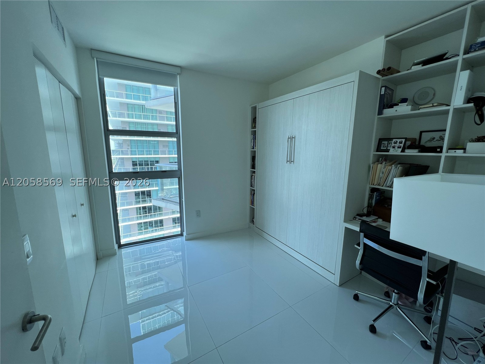 1100 MILLECENTO RESIDENCE - Residential
