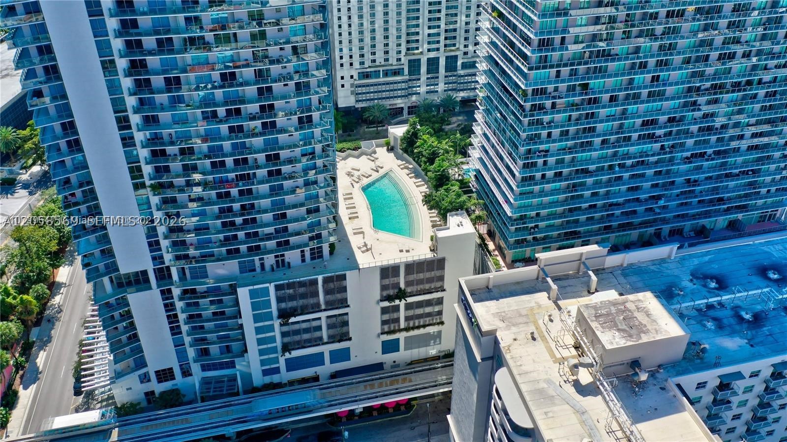1100 MILLECENTO RESIDENCE - Residential