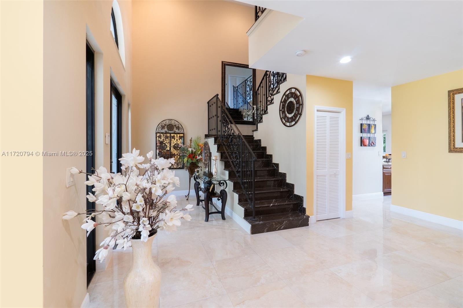 4TH ADDN TO ROYAL OAKS - Residential