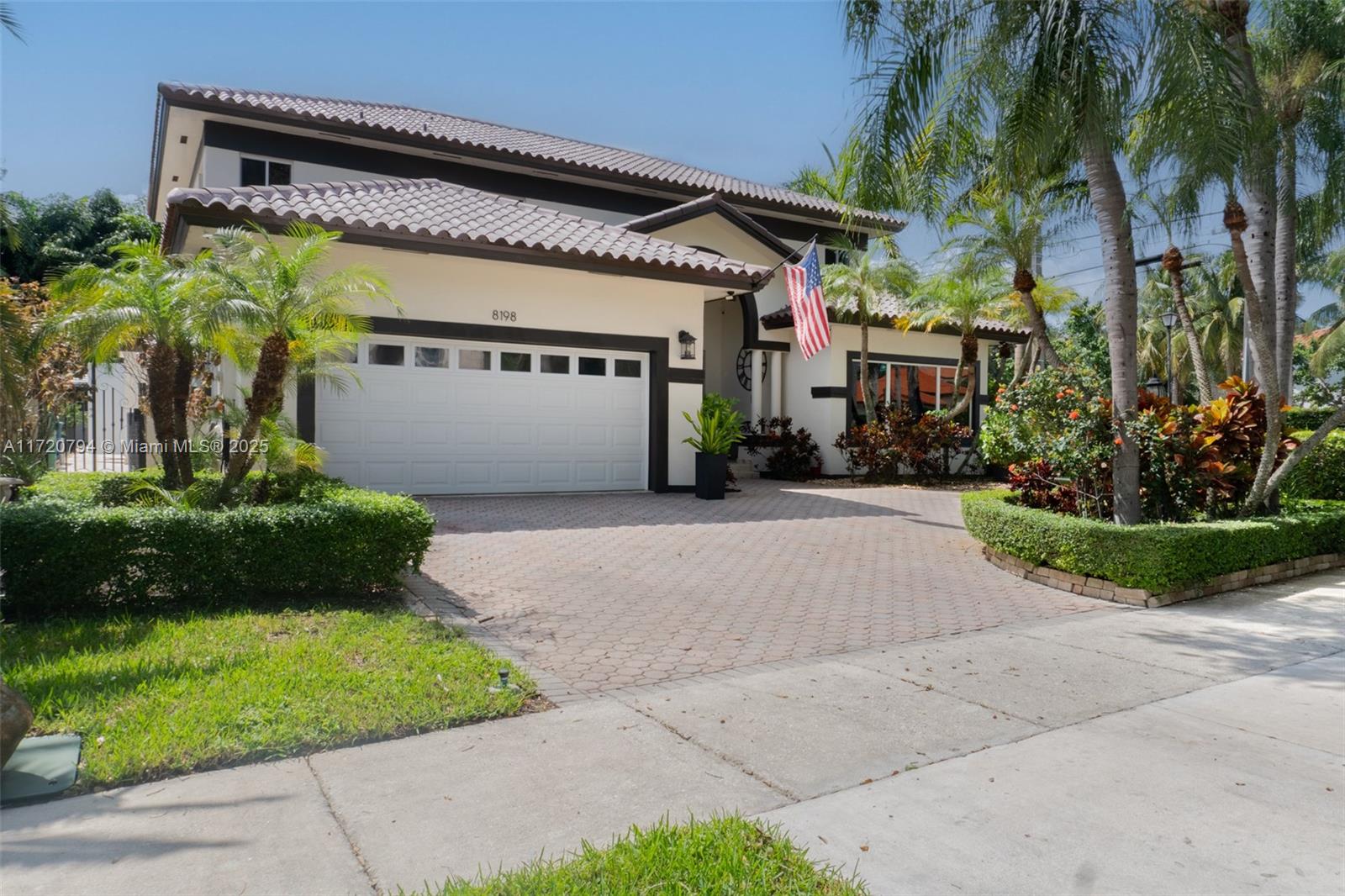 4TH ADDN TO ROYAL OAKS - Residential