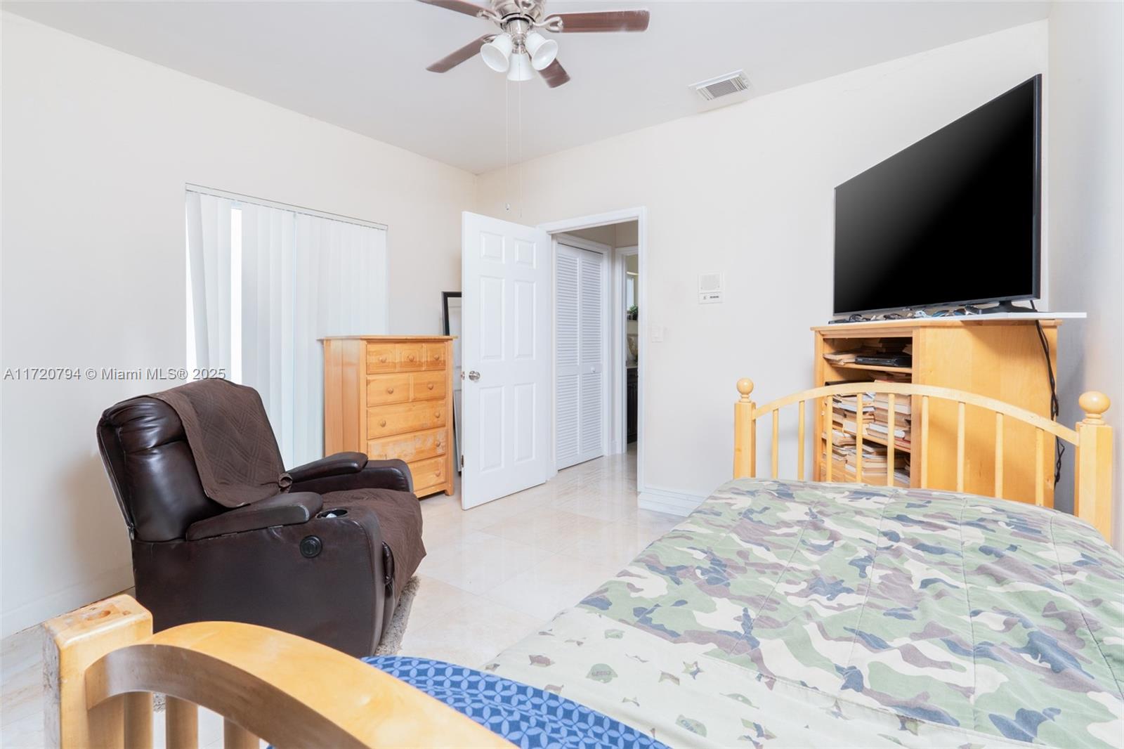 4TH ADDN TO ROYAL OAKS - Residential