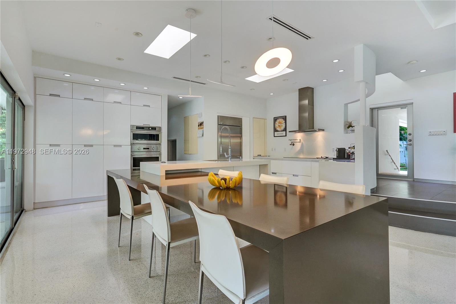BAY HEIGHTS - Residential