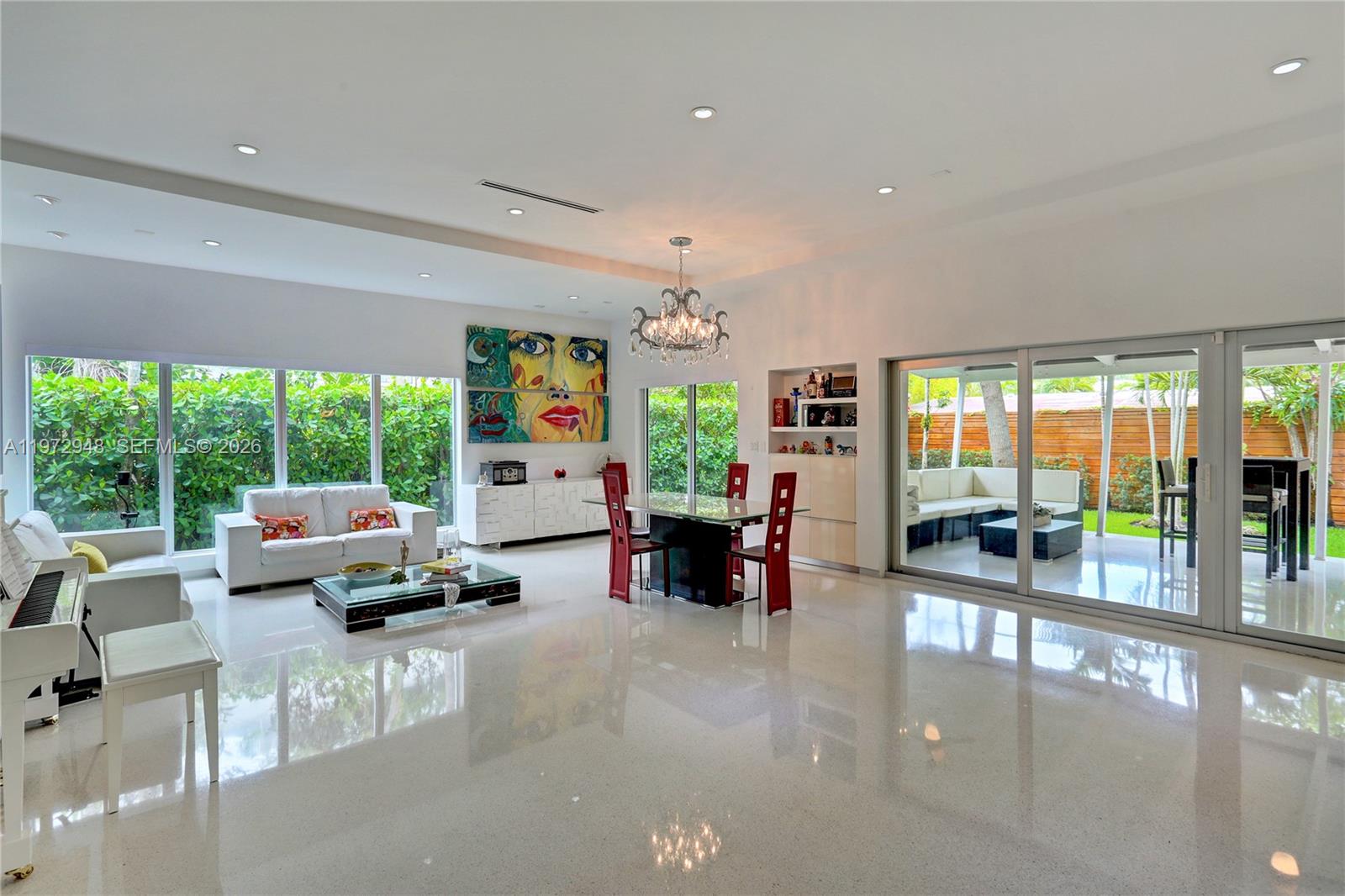 BAY HEIGHTS - Residential