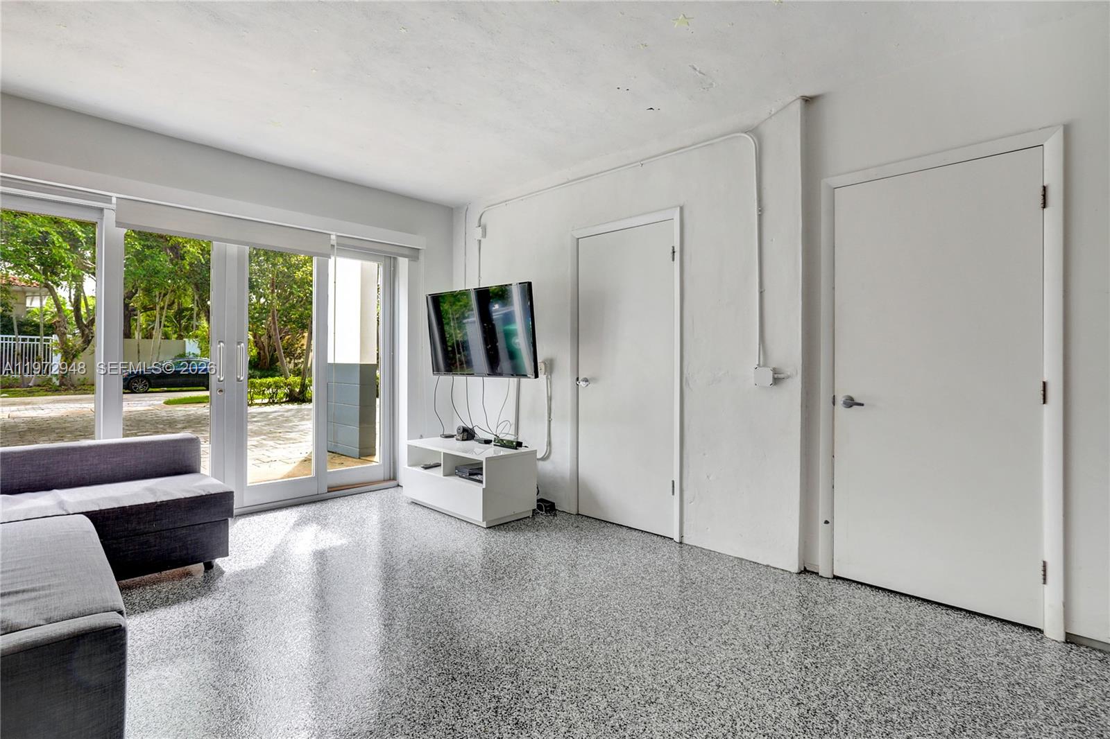 BAY HEIGHTS - Residential