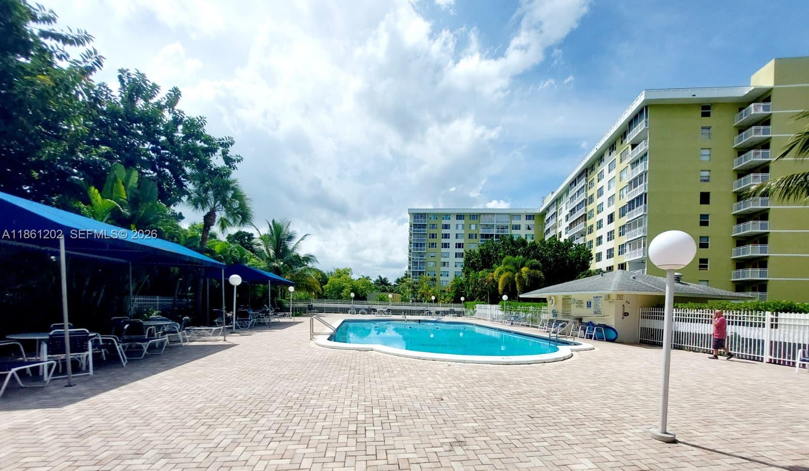 HILLCREST NO 21 CONDO - Residential