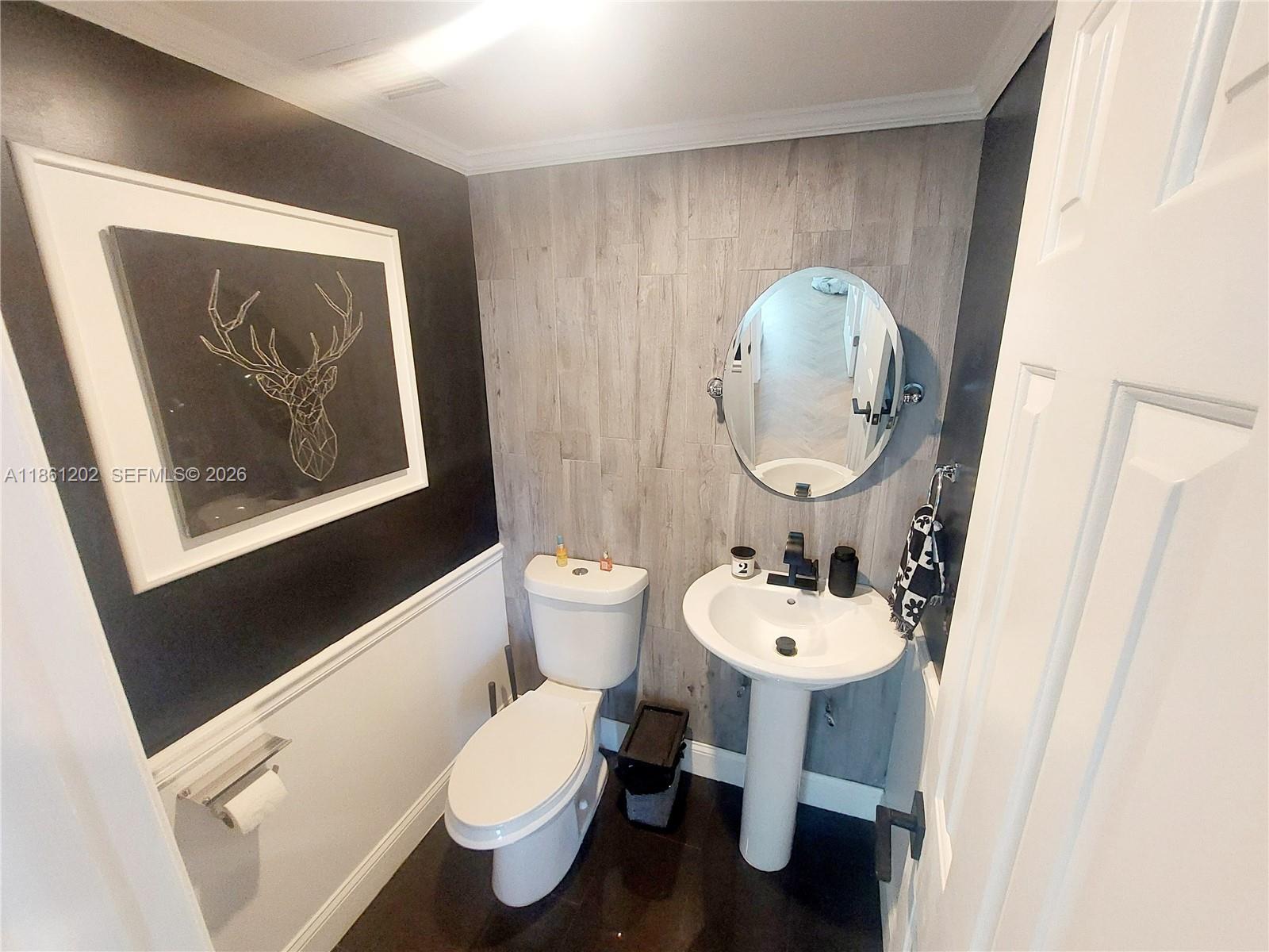 HILLCREST NO 21 CONDO - Residential