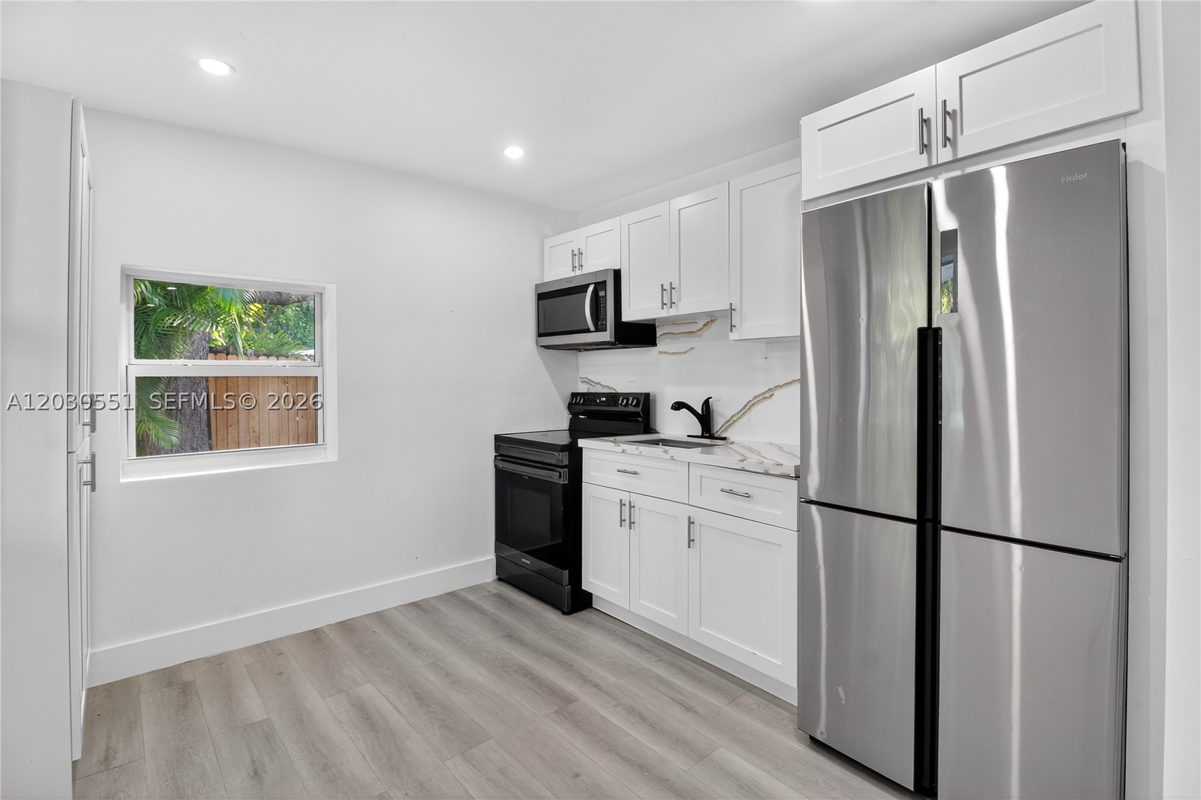 PINEWOOD PARK 2ND ADDN AM - Residential