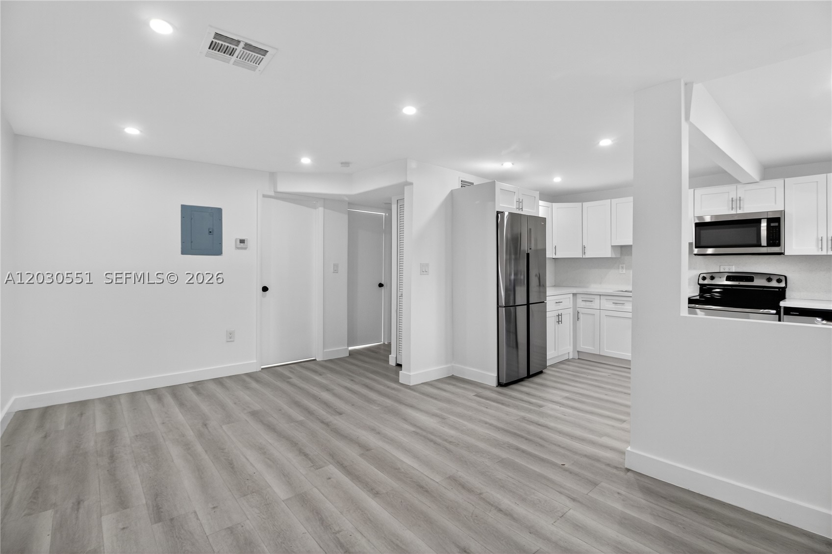 PINEWOOD PARK 2ND ADDN AM - Residential