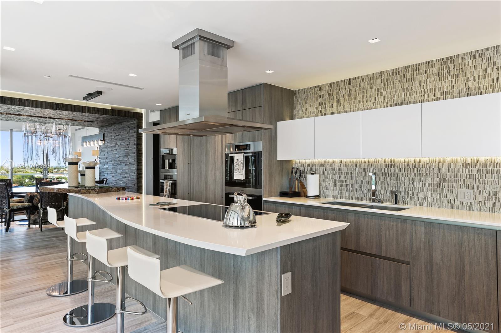 OCEANA KEY BISCAYNE CONDO - Residential