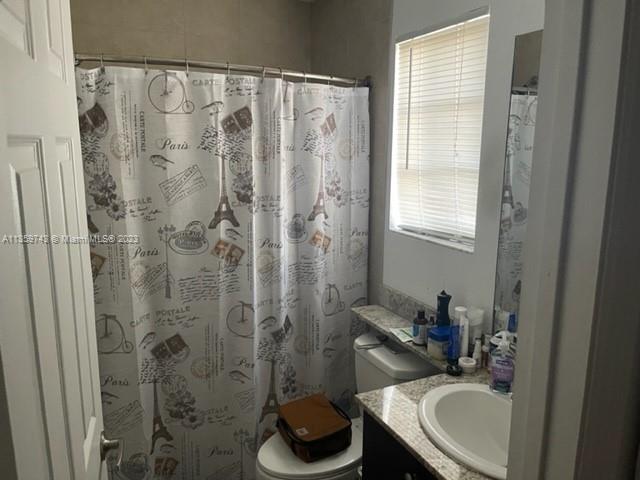 HIGHLAND PARK VILLAGE CON - Residential