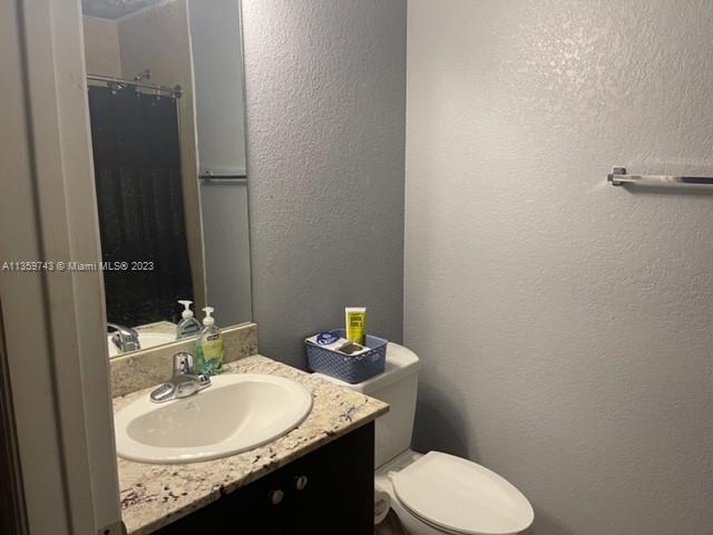 HIGHLAND PARK VILLAGE CON - Residential