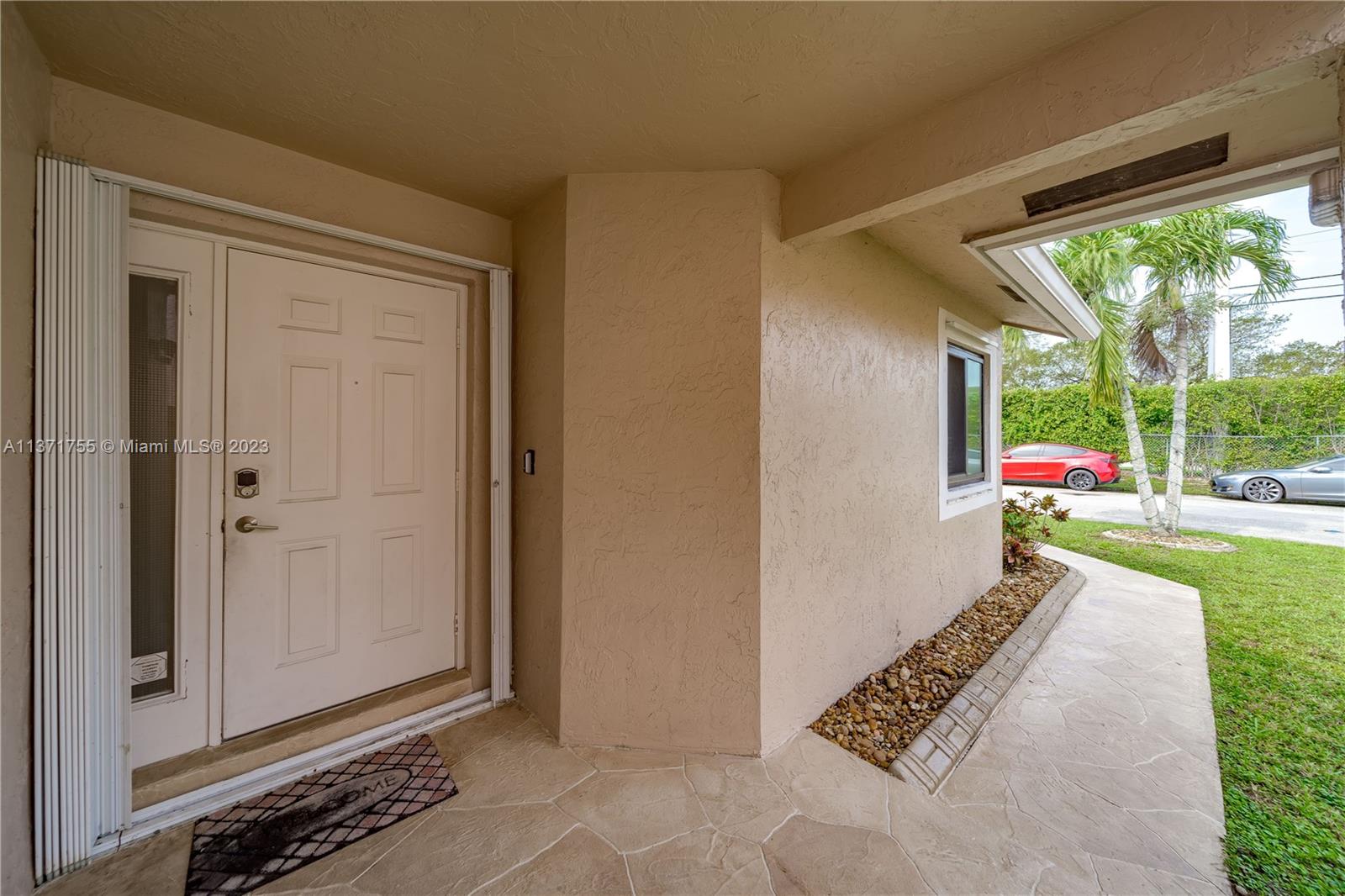 PEMBROKE LAKES SOUTH - Residential