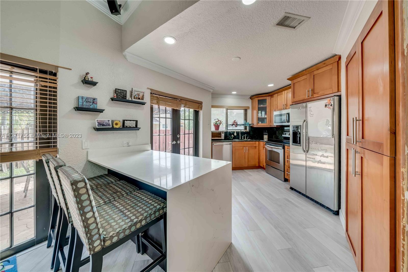 PEMBROKE LAKES SOUTH - Residential