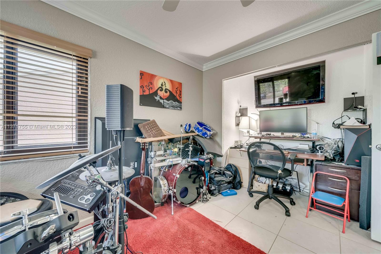 PEMBROKE LAKES SOUTH - Residential