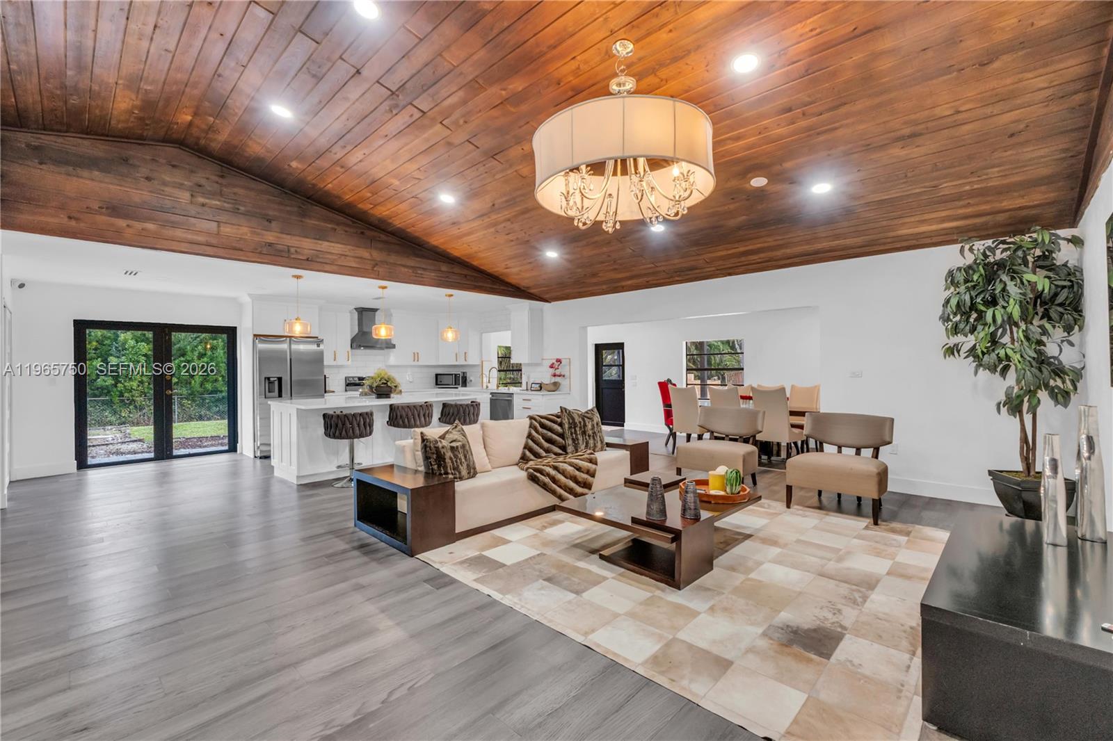 Horse Acres - Residential