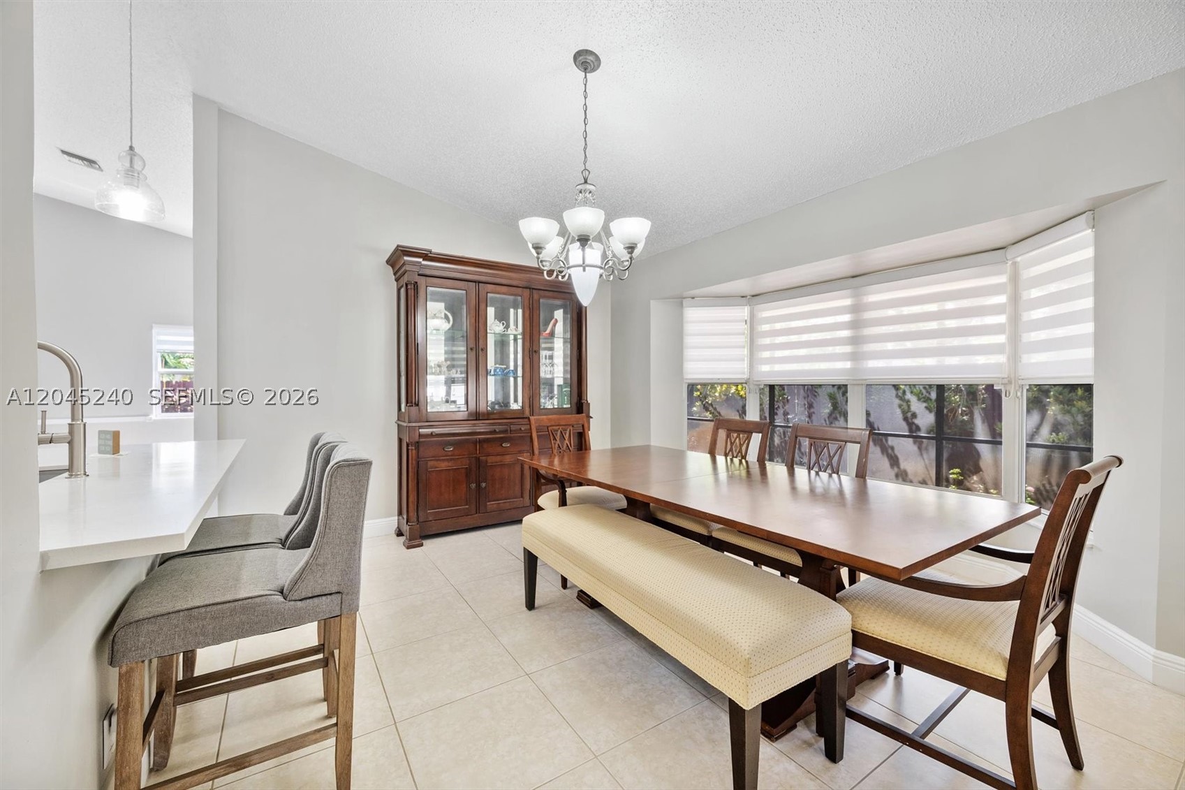 HAWKES BLUFF - Residential