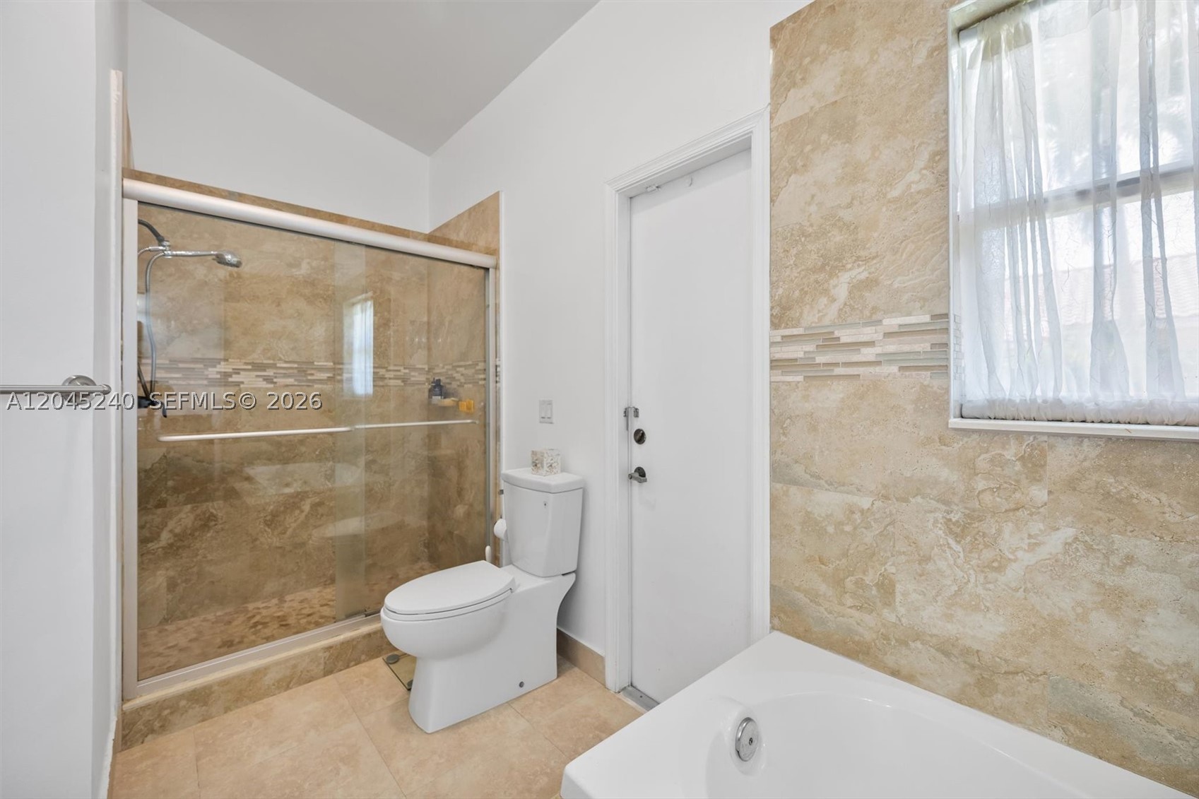HAWKES BLUFF - Residential