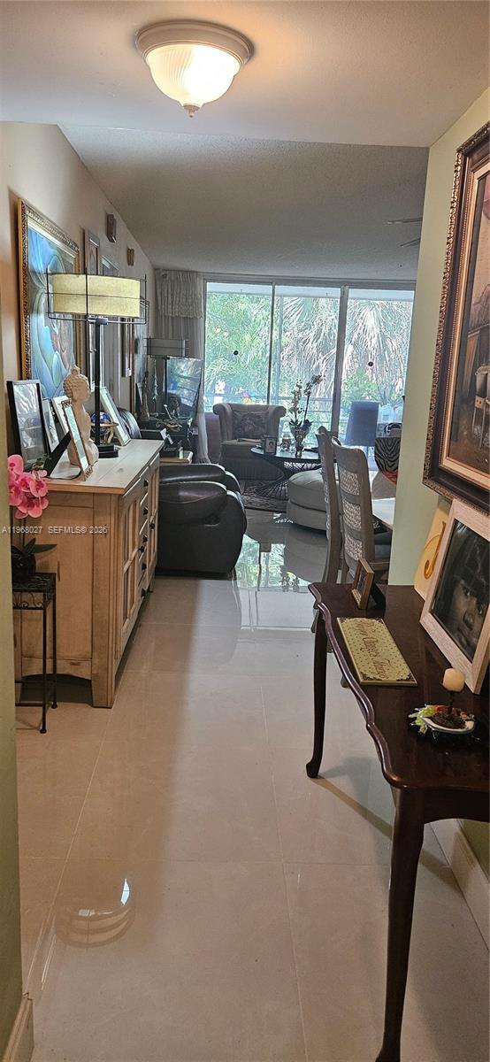 CYPRESS CHASE CONDO NO 8 - Residential