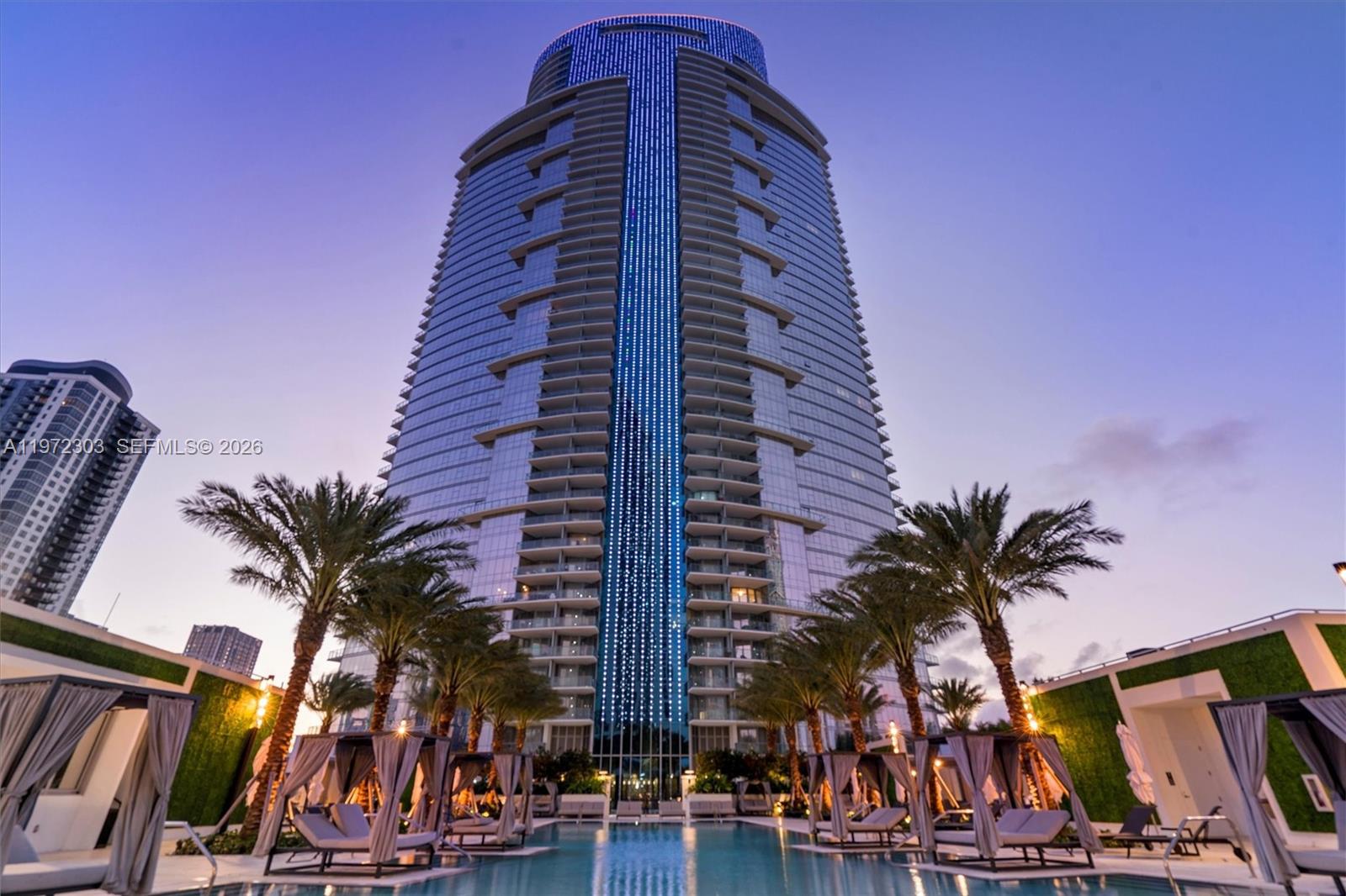 PARAMOUNT MIAMI WORLDCENT - Residential
