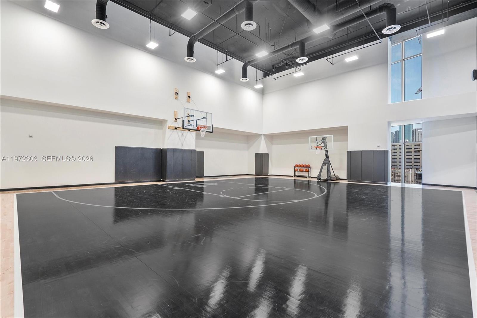 PARAMOUNT MIAMI WORLDCENT - Residential
