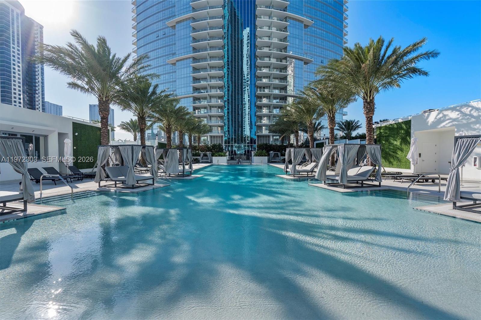 PARAMOUNT MIAMI WORLDCENT - Residential
