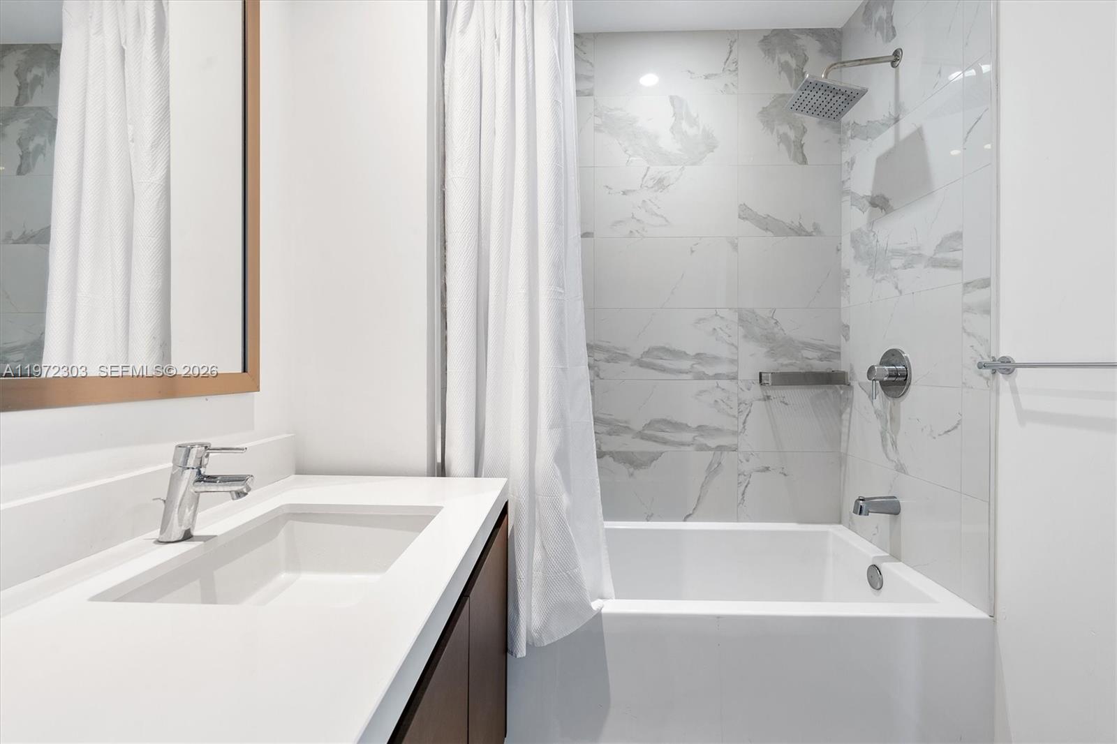 PARAMOUNT MIAMI WORLDCENT - Residential