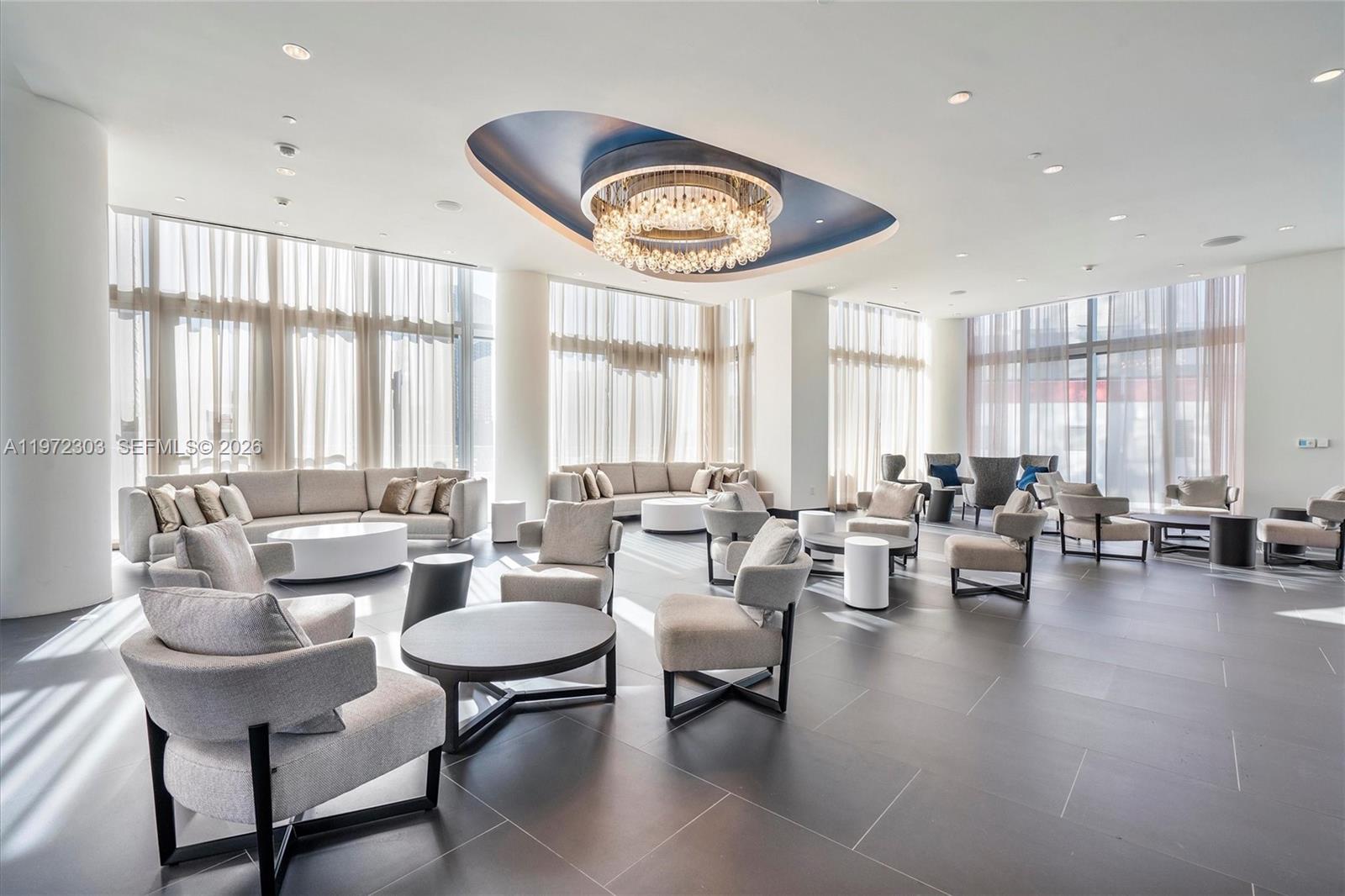 PARAMOUNT MIAMI WORLDCENT - Residential