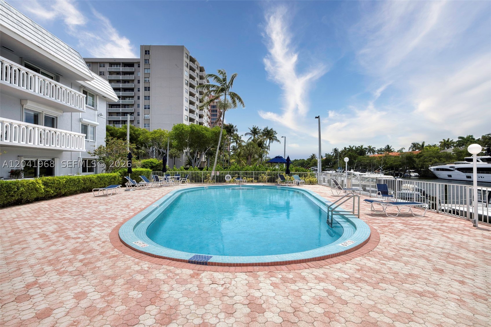 WATERS EDGE OF CORAL GABL - Residential