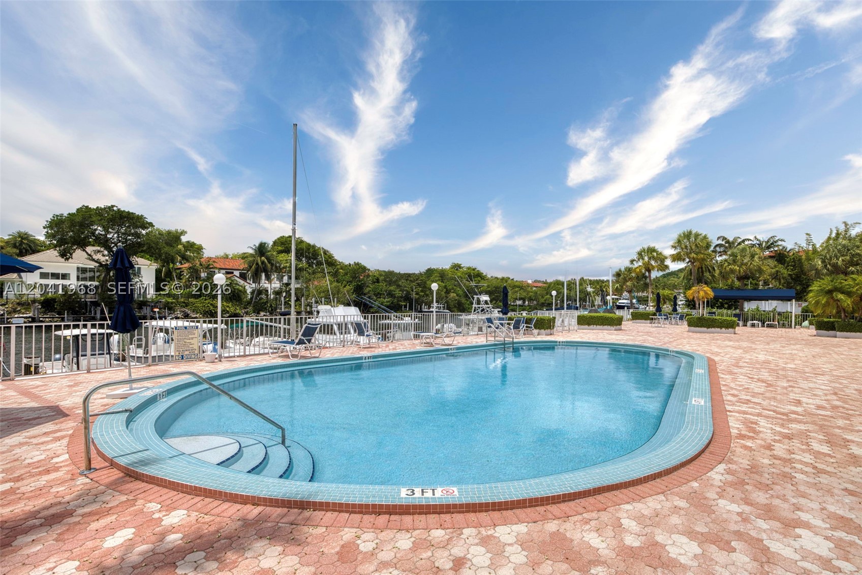 WATERS EDGE OF CORAL GABL - Residential