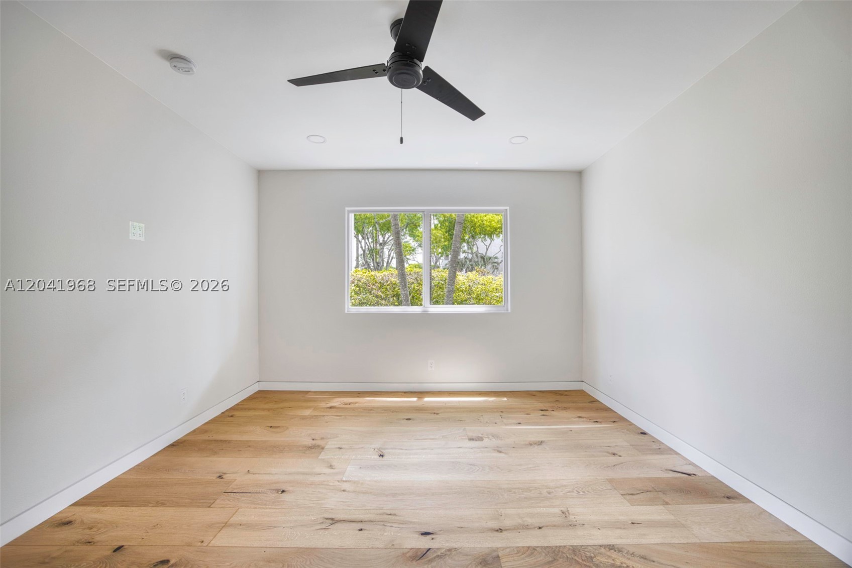 WATERS EDGE OF CORAL GABL - Residential
