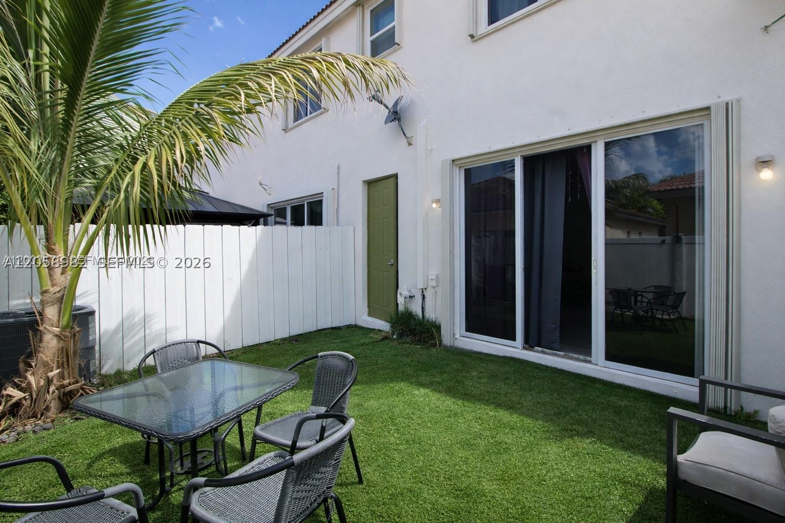 MARBELLA COVE - Residential